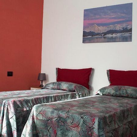 Il Mandorlo Rooms&Garden Tempera Eksteriør billede
