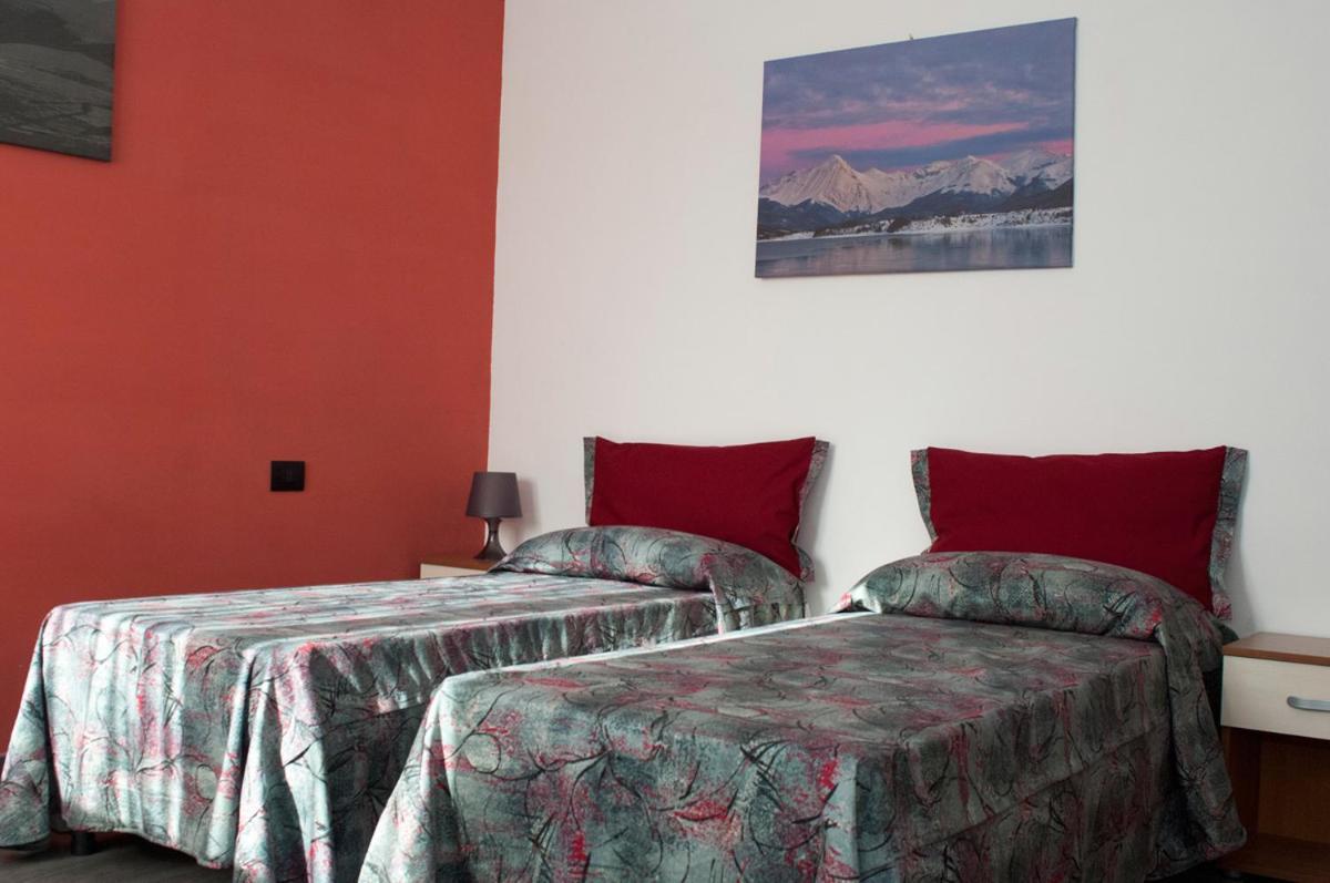 Il Mandorlo Rooms&Garden Tempera Eksteriør billede
